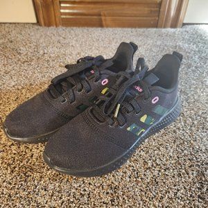 Women's Adidas Black and Camo Tennis Shoes-Size 7
